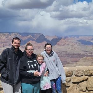 Meet your Posher, Maecy